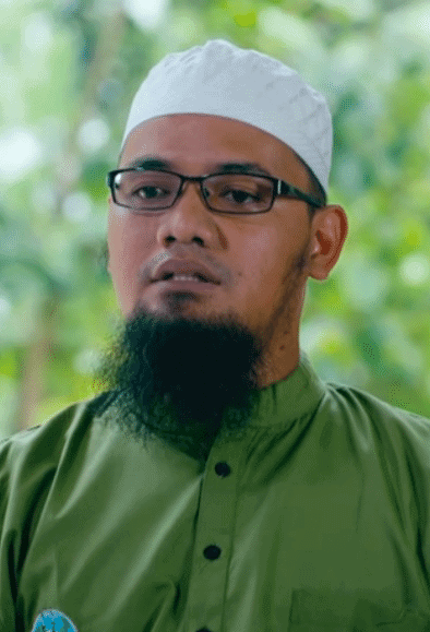 Ustadz Amri Suaji, Lc., Nur Ramadhan Wisata Umroh dan Haji Plus